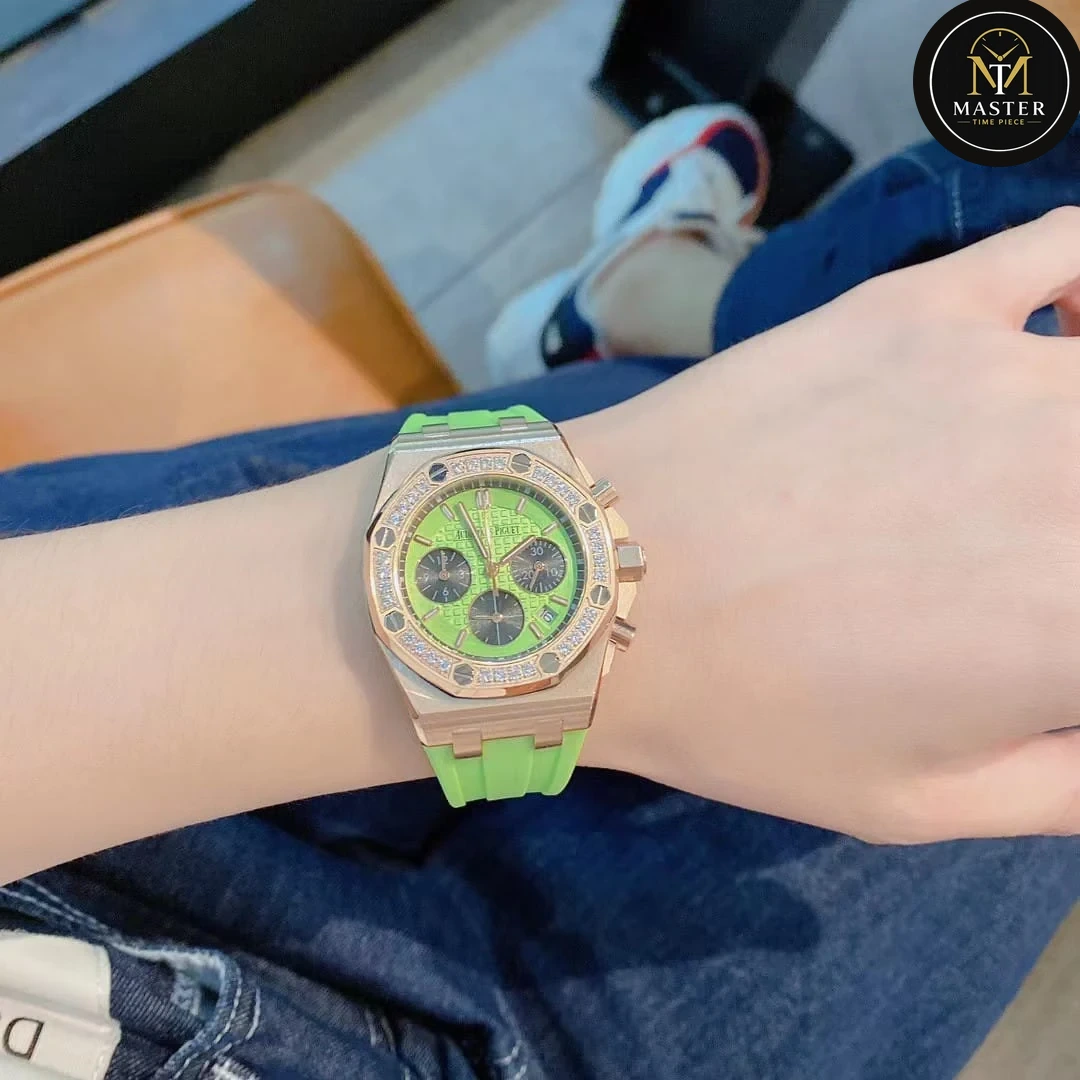AP Audemars Piguet Green Rubber Strap Ladies Chronograph – 42mm vue 4