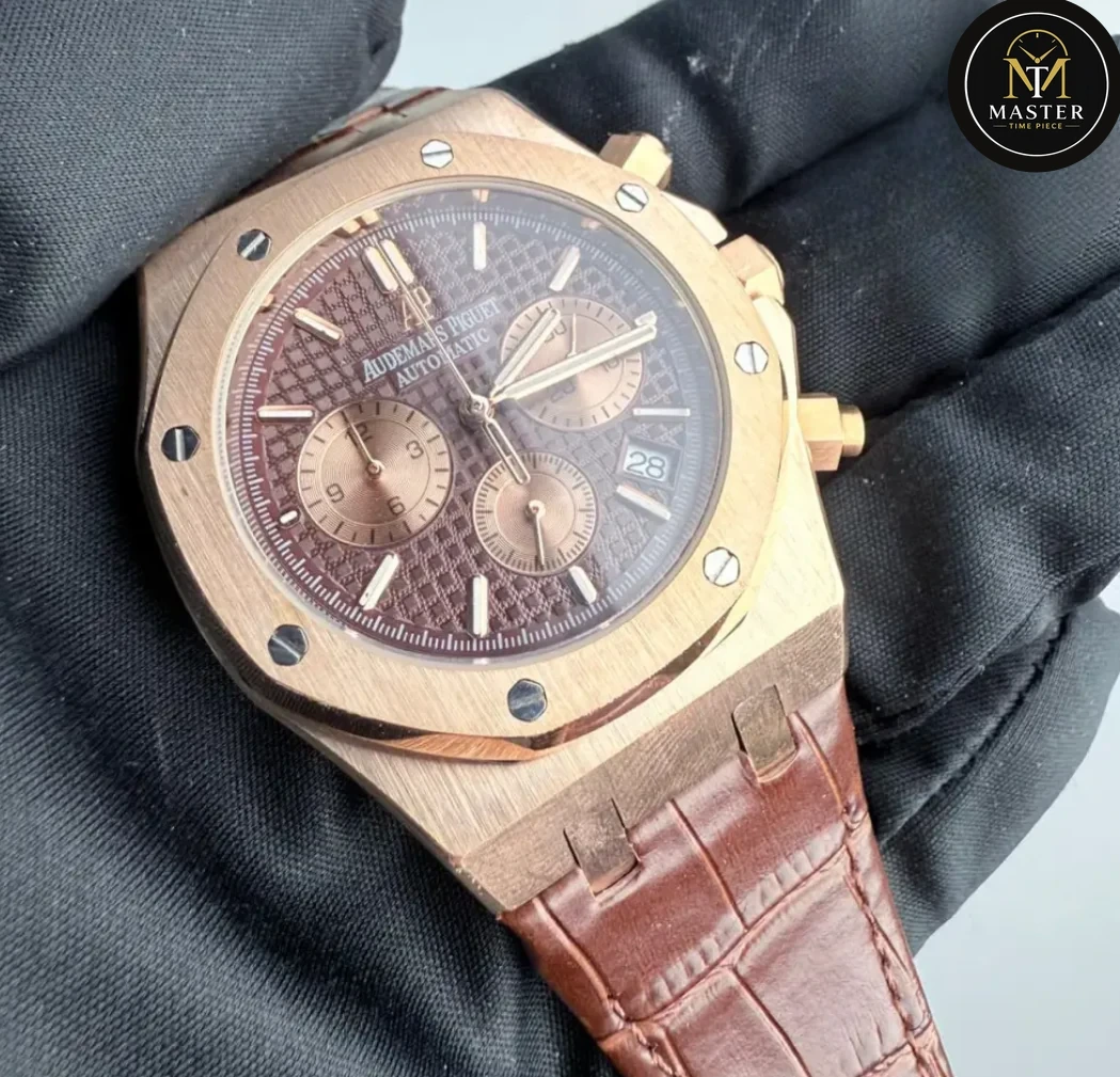 AP Audemars Piguet Leather Strap Chronograph- 42mm vue 2
