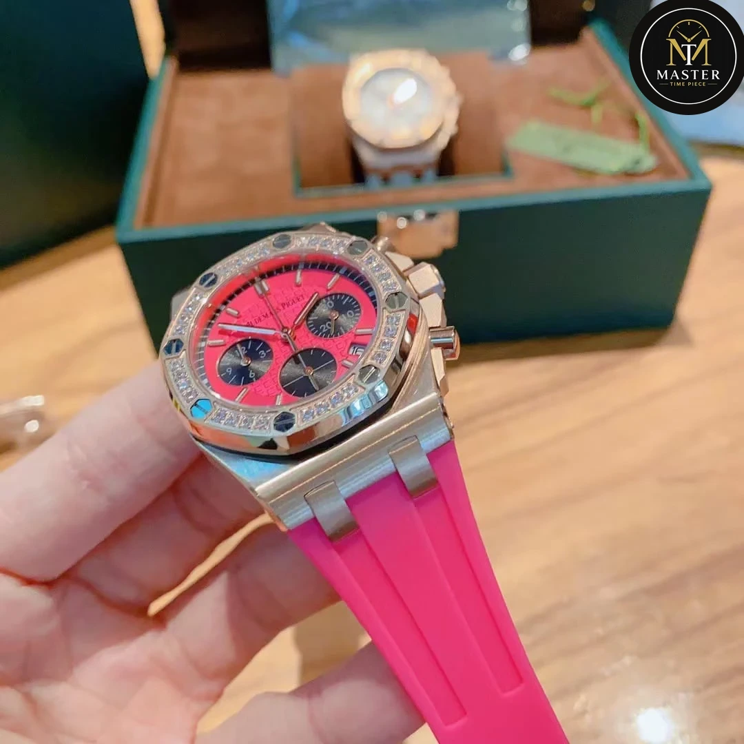 AP Audemars Piguet Pink Rubber Strap Ladies Chronograph – 42mm vue 3