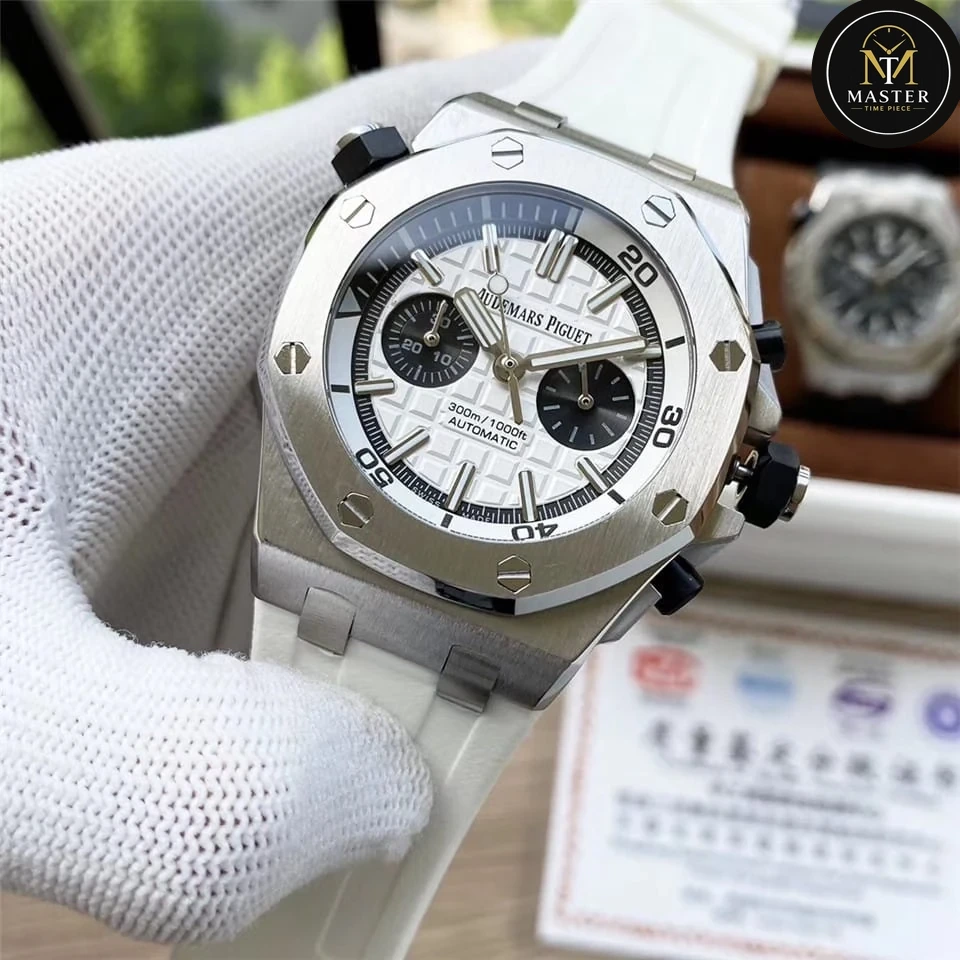 AP Audemars Piguet White Rubber Strap Royal Oak Offshore Quartz- 42mm