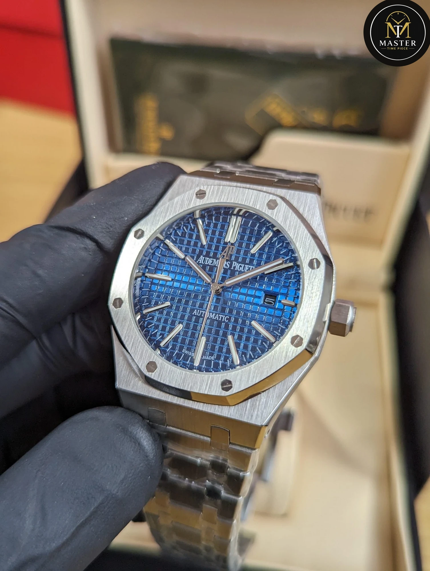 AP Royal Oak Blue Dial Automatic- 41mm vue 3