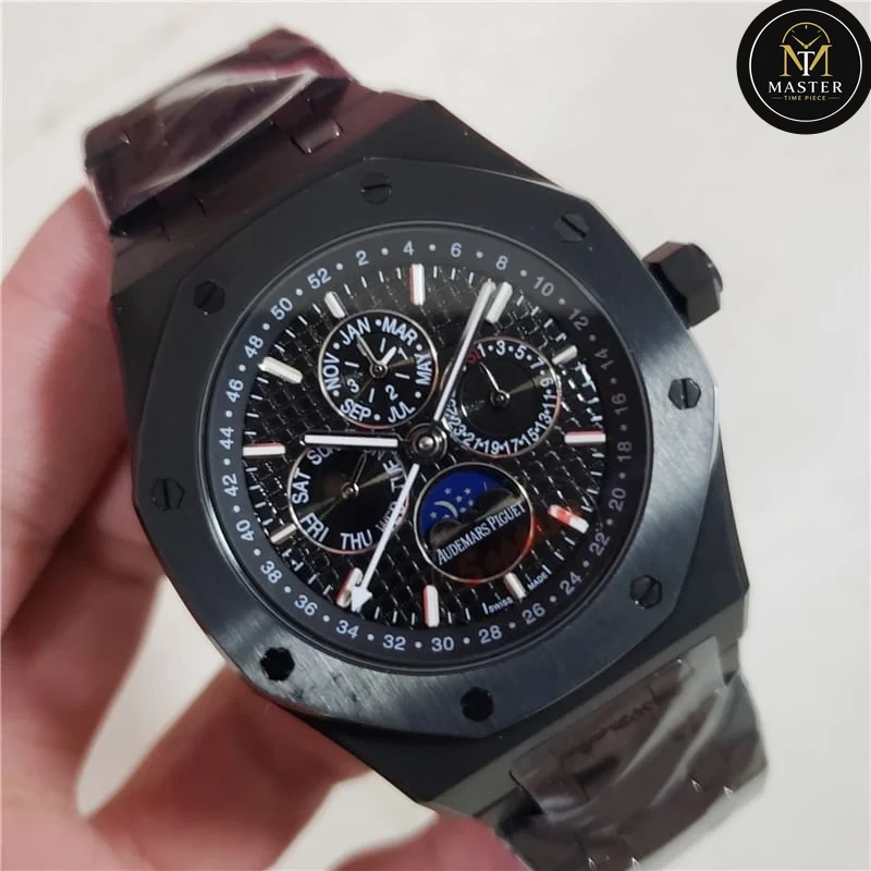 Black Stainless Steel Automatic movements- 42mm vue 3