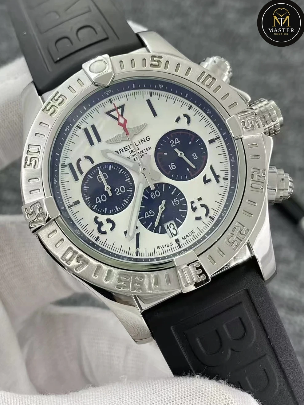 Avenger Black strap, Chronograph Quartz- 44mm
