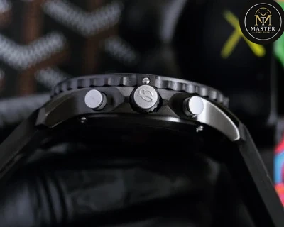 Endurance Black Dial- 44mm vue 2