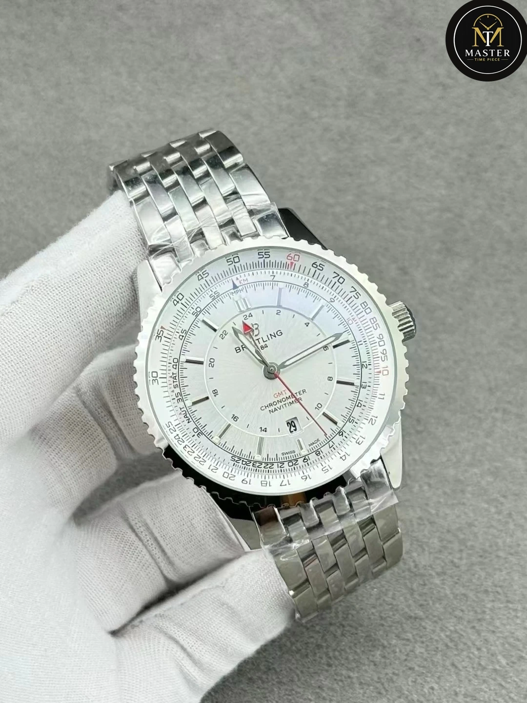 GMT Chronometer Automatic- 44mm vue 2