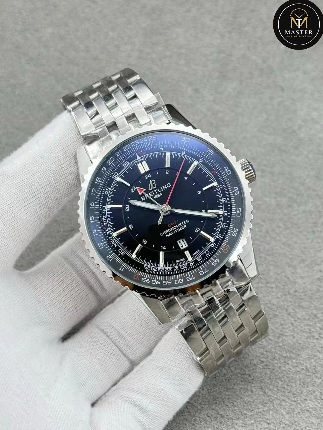 Navitimer Black dial Automatic movement- 44mm vue 2