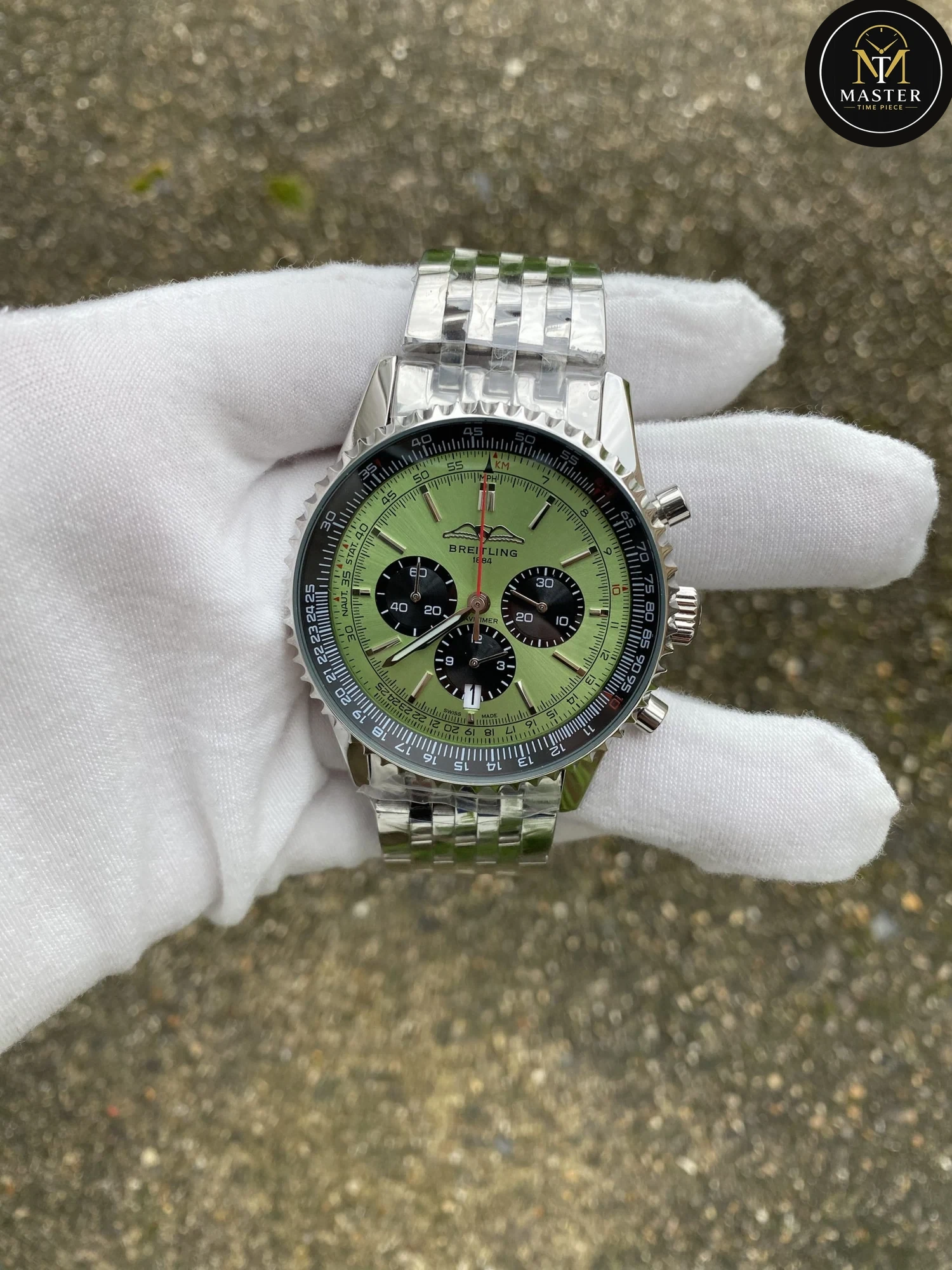Navitimer Chronograph For Men’s- 46mm vue 2