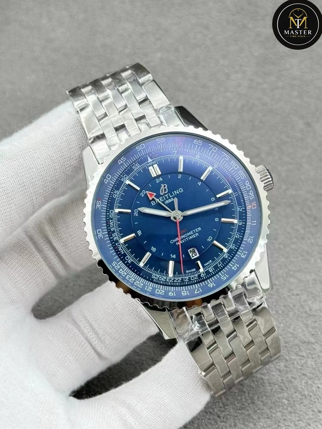 Navitimer GMT Blue dial Chronometer Automatic- 44mm vue 2