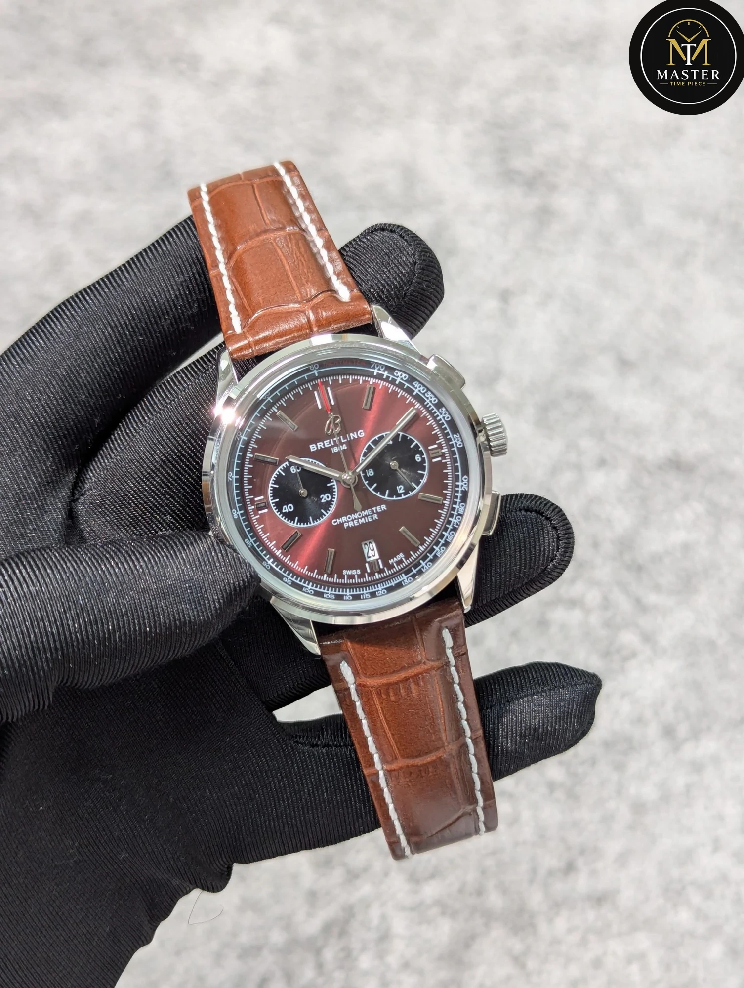 Premier Chronograph- 42 vue 2