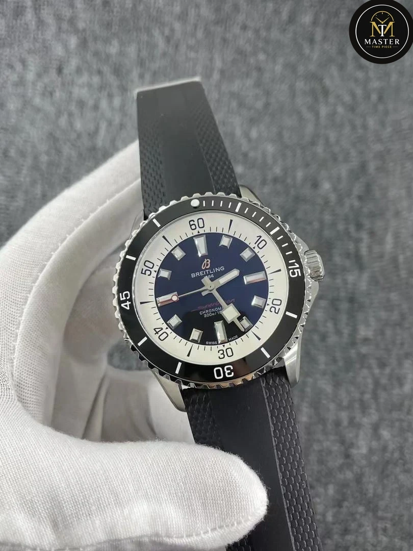 Superocean- 44mm vue 2