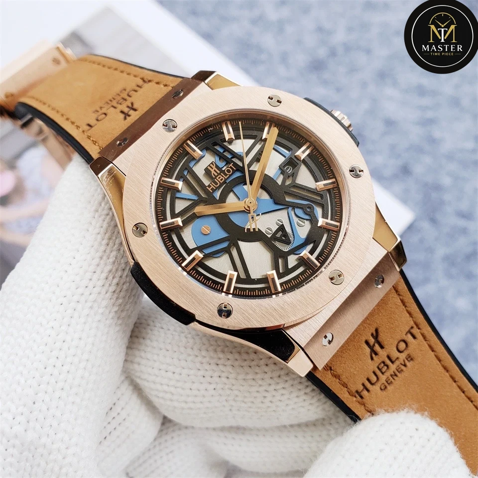 Big Bang Gold Case Automtic- 45mm vue 2