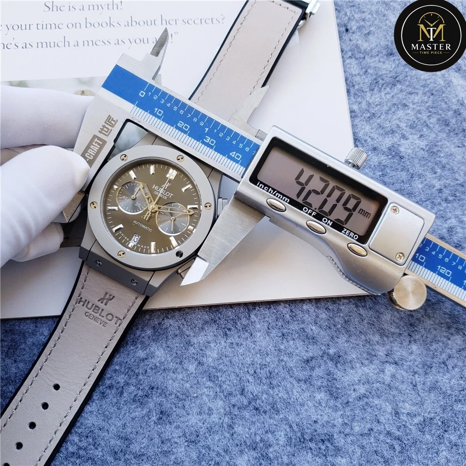 Big Bang Leather Strap Chronograph- 42mm vue 6