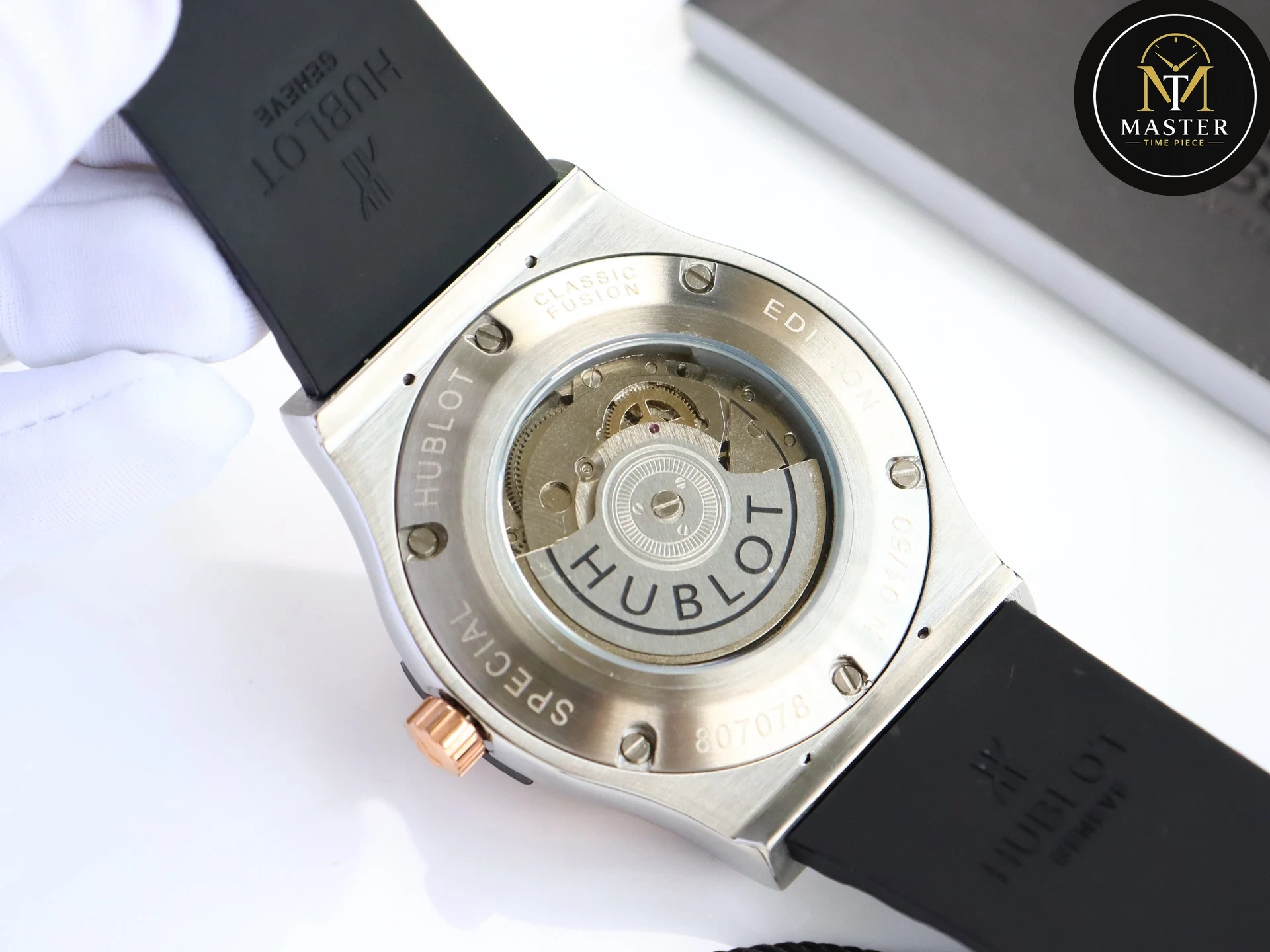 Classic Fusion Black Dial- 45mm vue 5