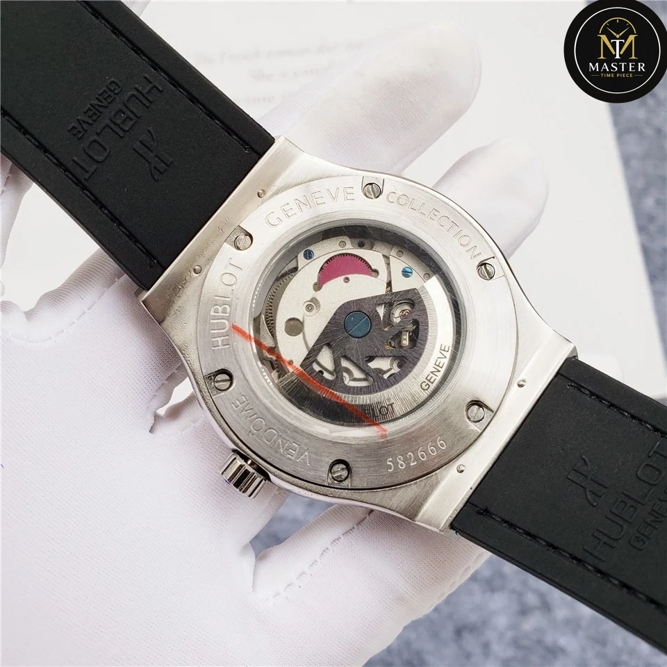 Classic Fusion Blue Dial Automatic – 42mm vue 5