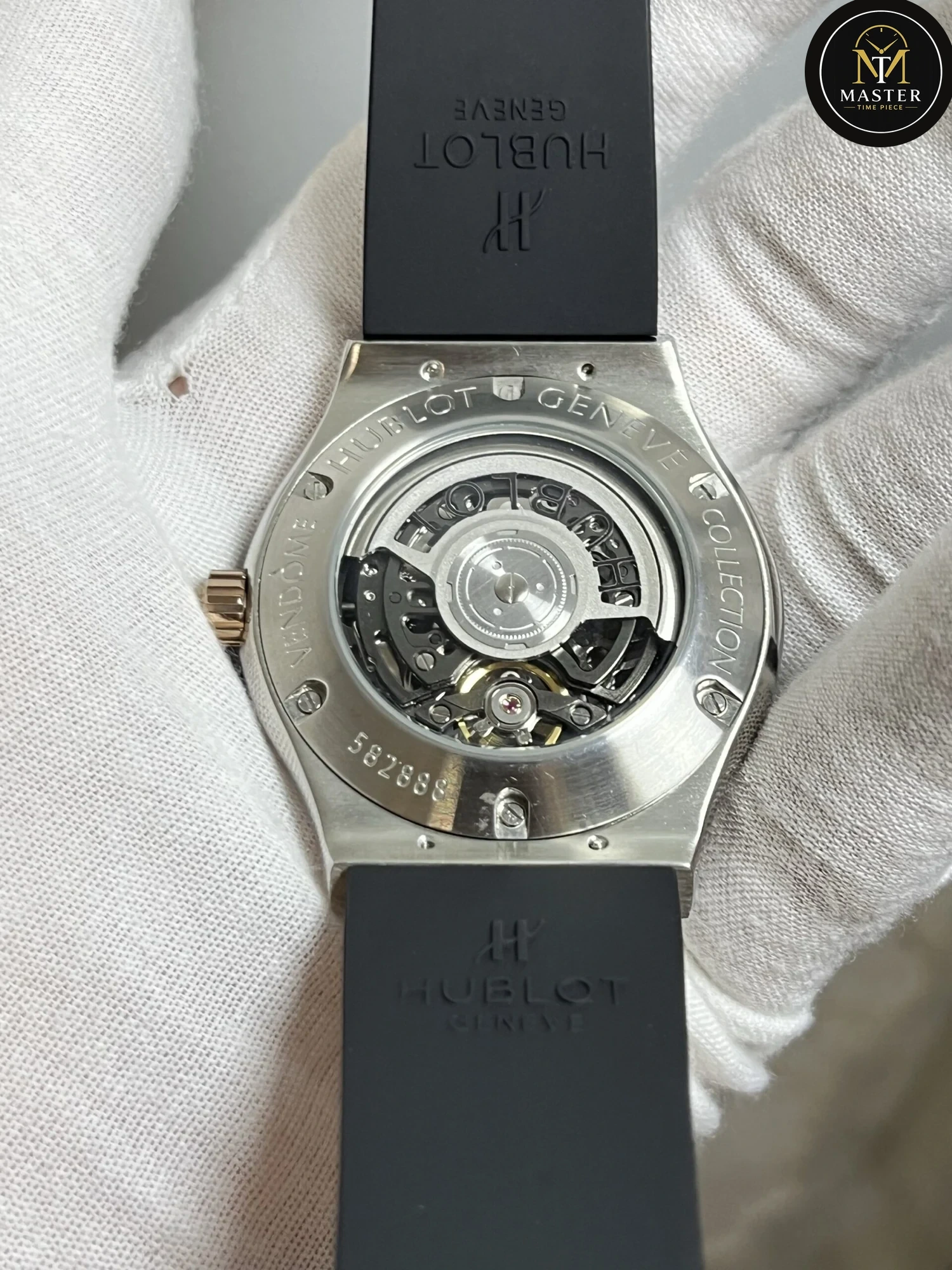 Classic Fusion Tourbillon rose gold bezel- 45mm vue 4