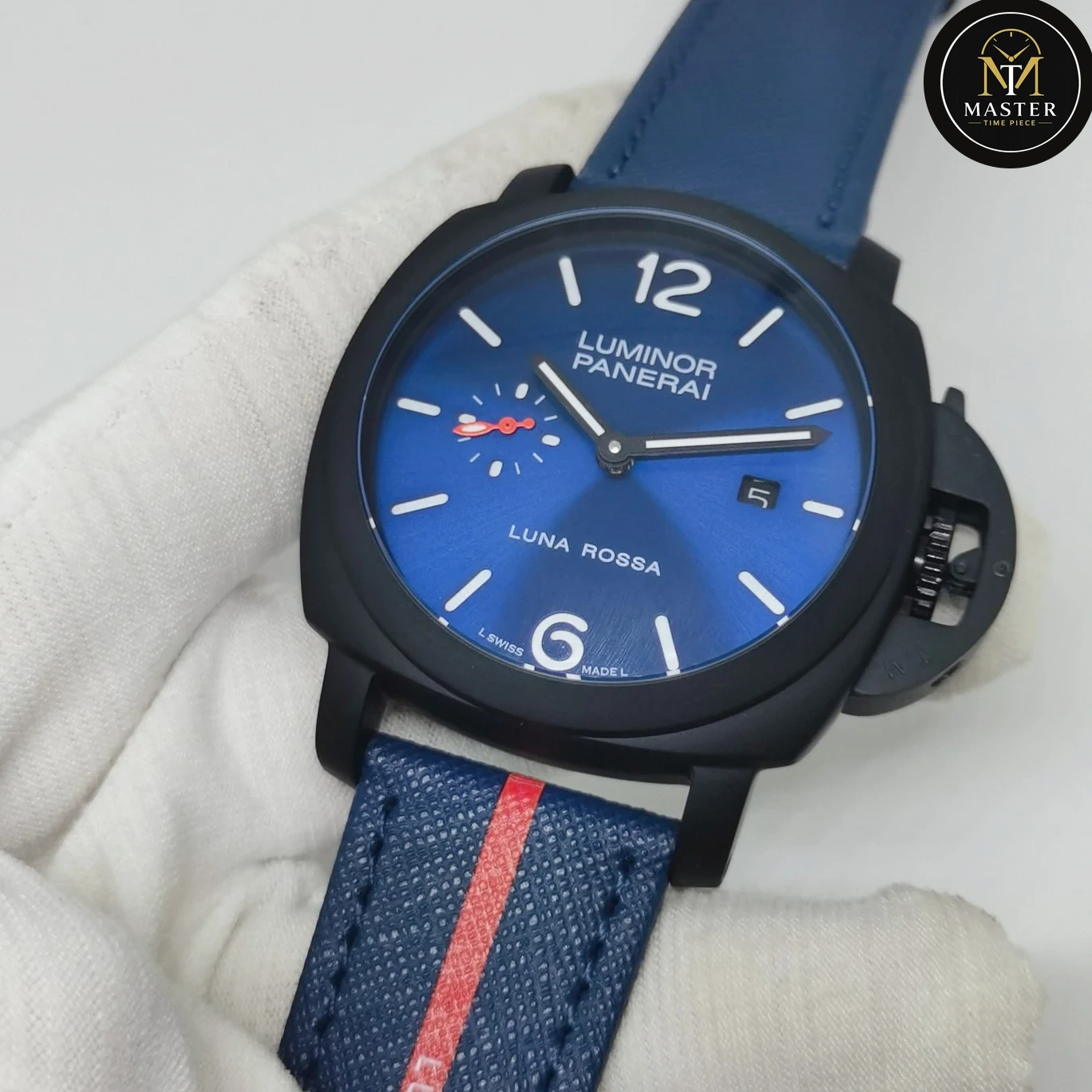 Luminor Panerai Luna Rossa Automatic – 44mm vue 2