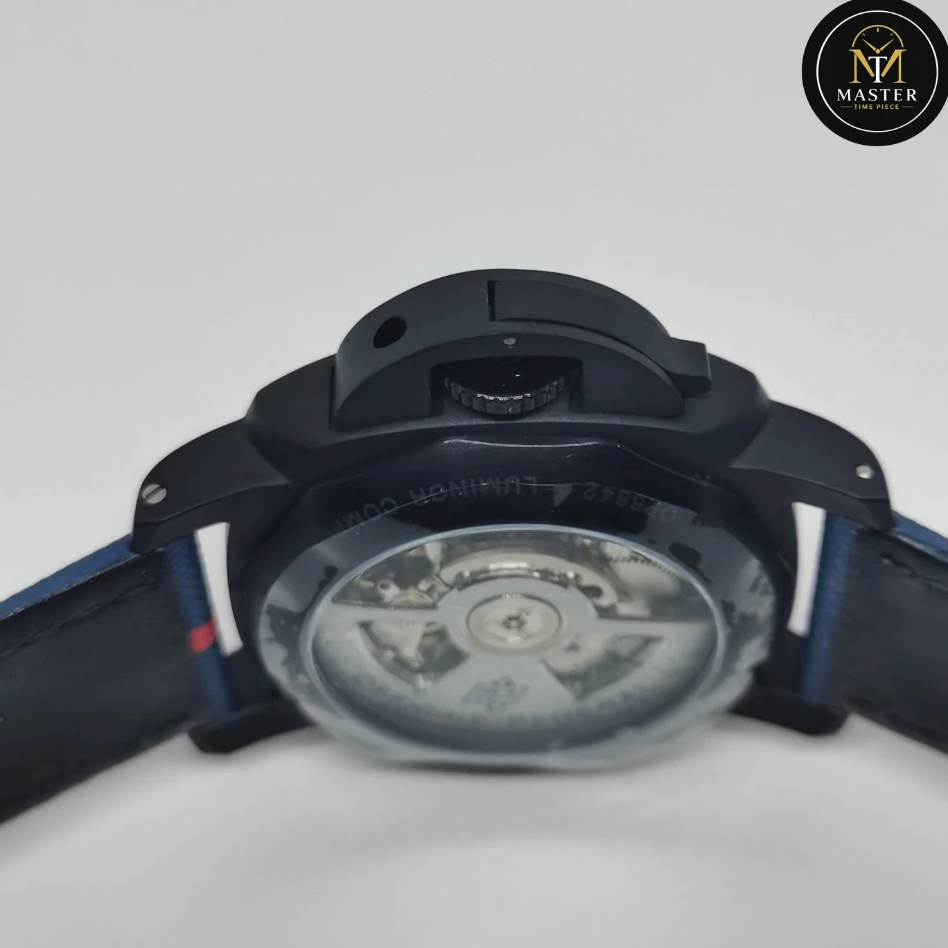 Luminor Panerai Luna Rossa Automatic – 44mm vue 4