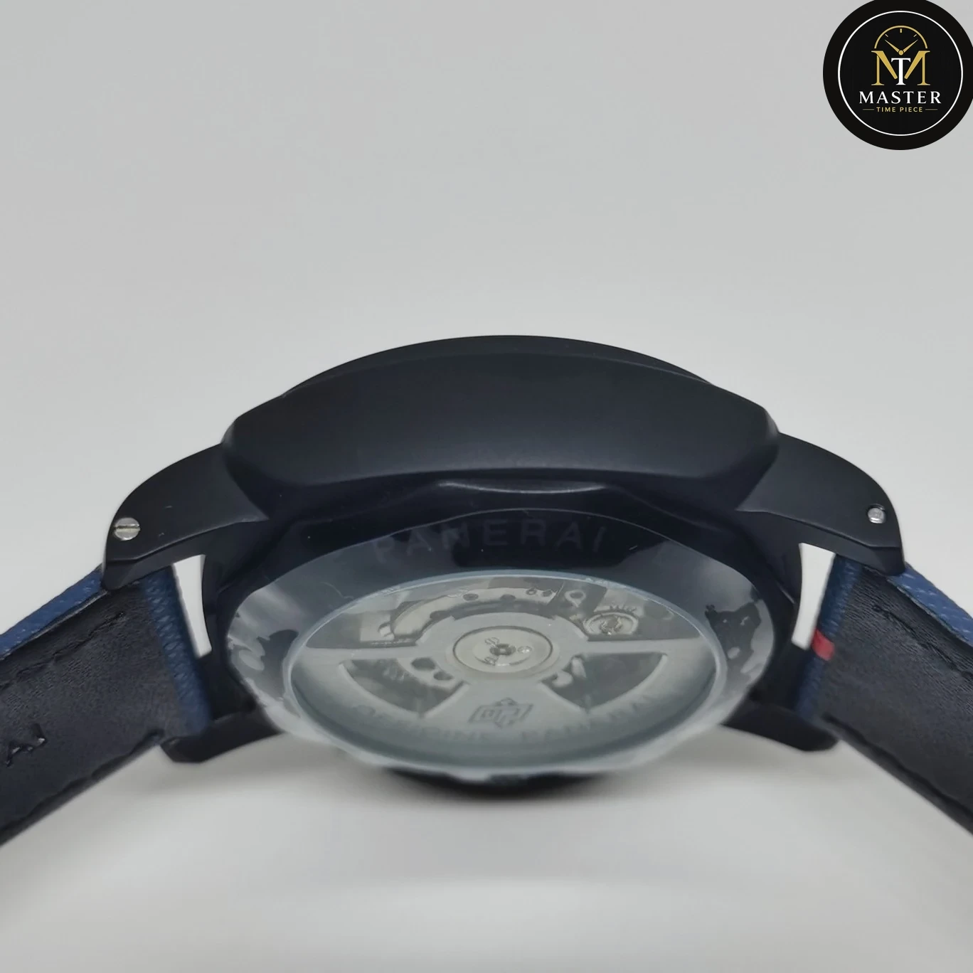 Luminor Panerai Luna Rossa Automatic – 44mm vue 8