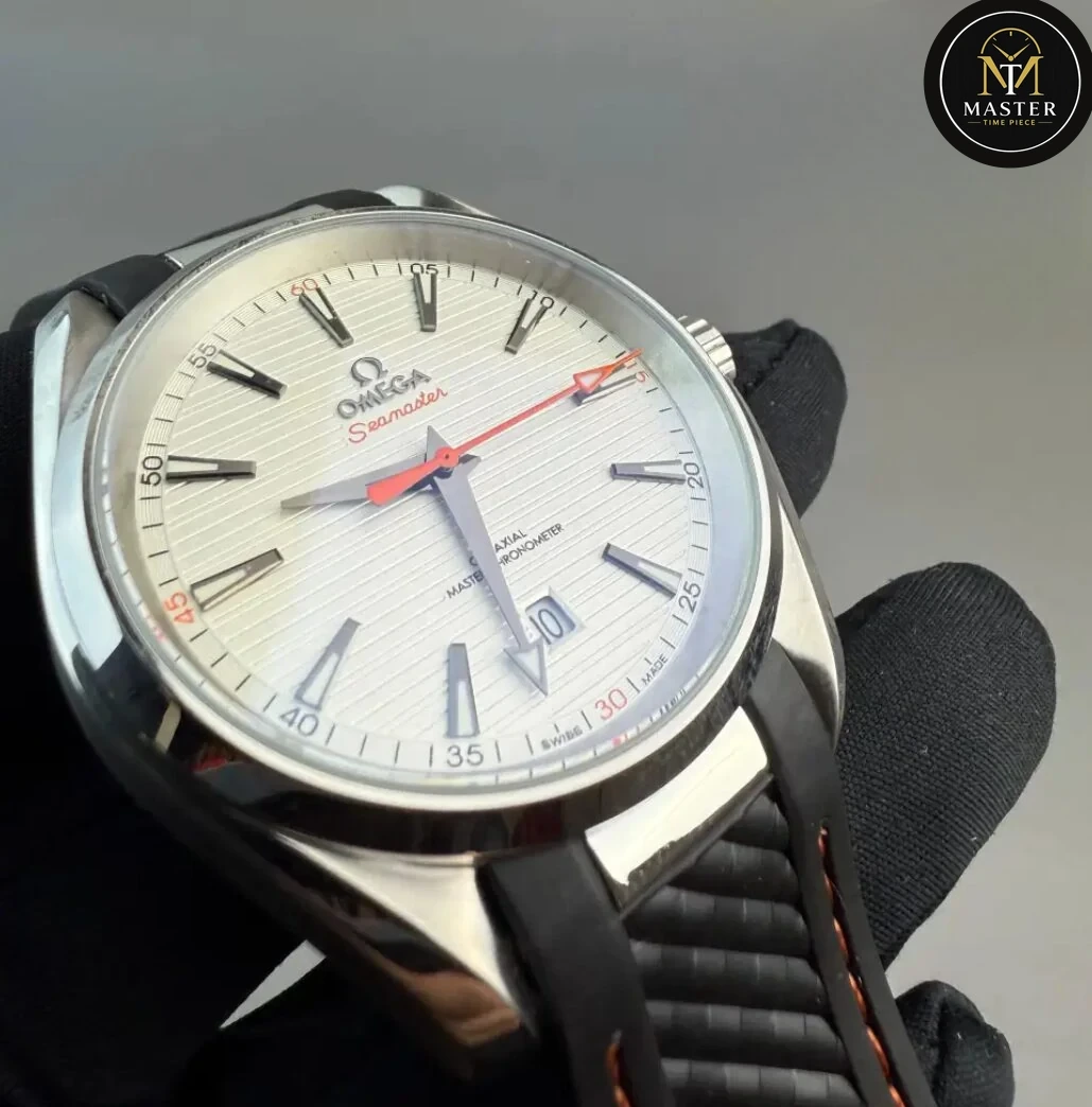 Seamaster Aqua Terra Co-Axial Master- 41mm vue 2