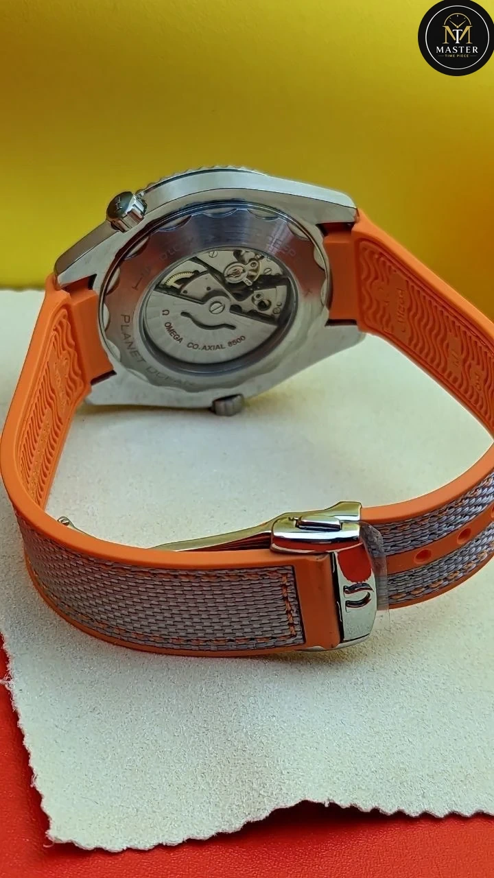 Seamaster Automatic Movement -Men’s 44mm vue 3