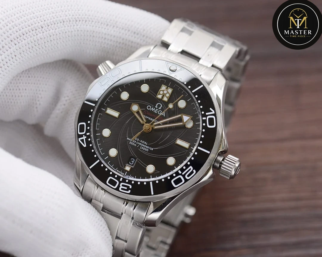 Seamaster black dial Automatic Movement – 42mm vue 2