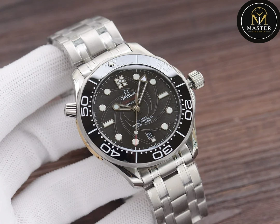 Seamaster black dial Automatic Movement – 42mm vue 3