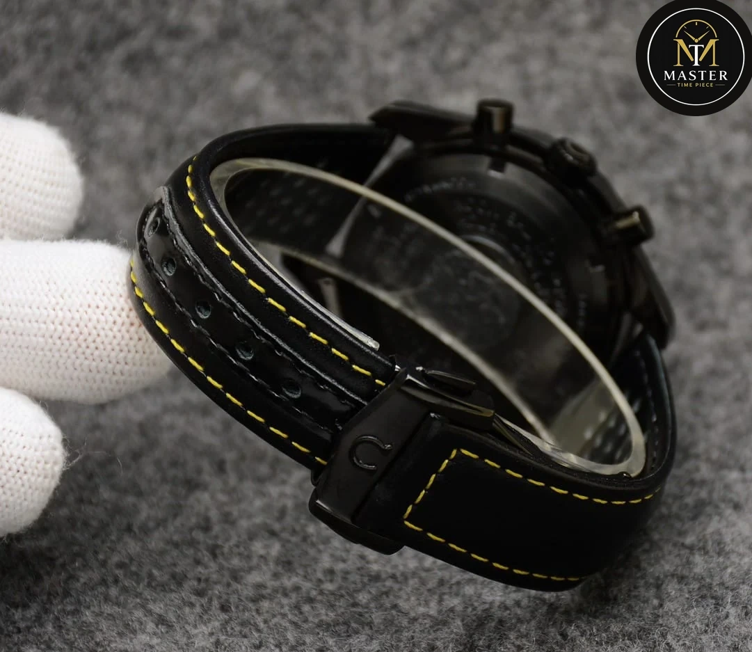 Seamaster Dark side of the Moon Chronograph -44mm vue 3