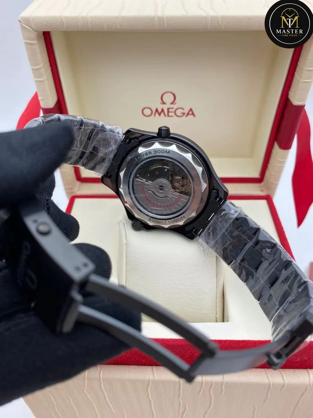 Seamaster Full Black Automatic- Men’s 42mm vue 5