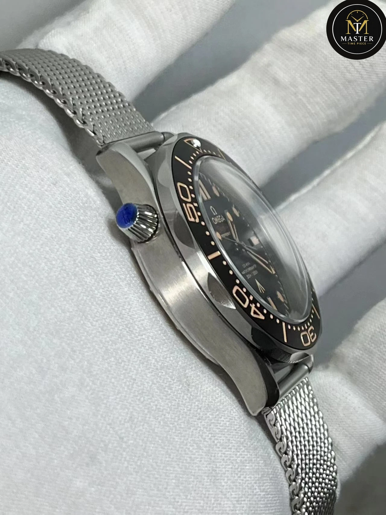 Seamaster James Bond “No Time To Die” 007 – 42mm vue 4