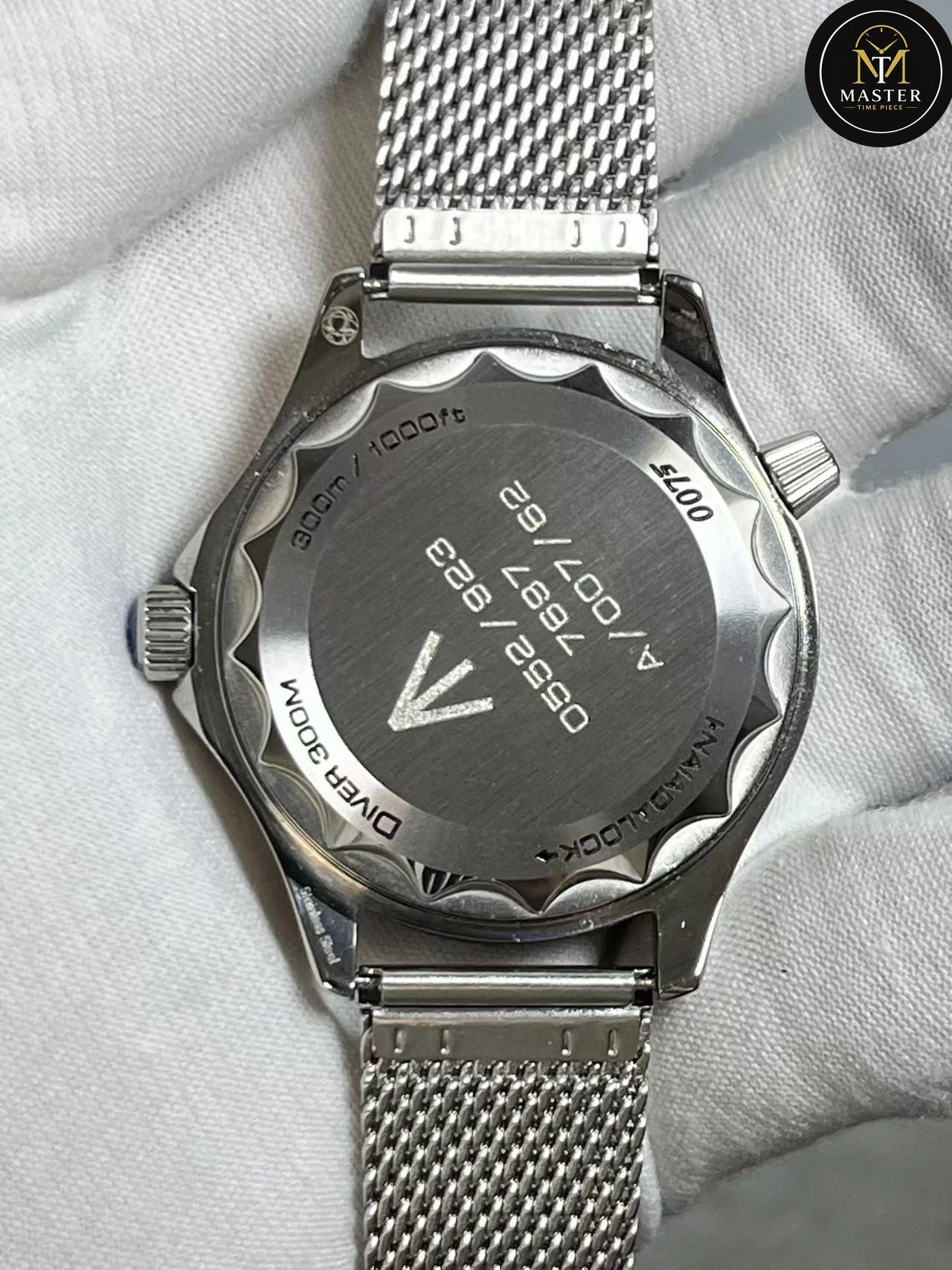 Seamaster James Bond “No Time To Die” 007 – 42mm vue 6