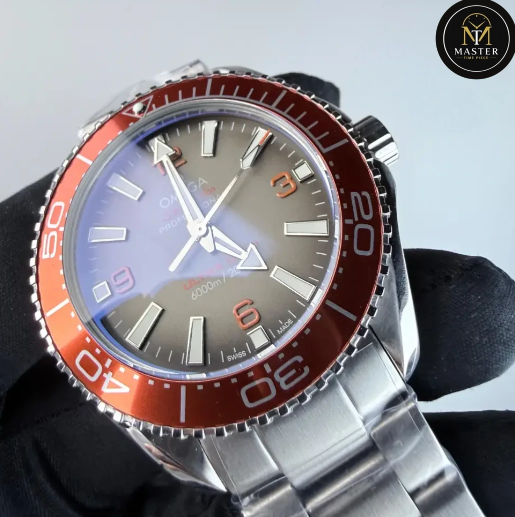 Seamaster Orange Automatic- 42mm vue 2