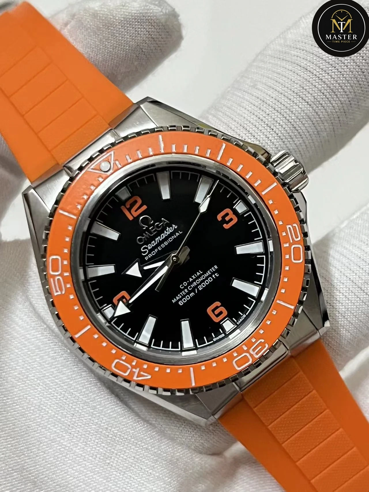 Seamaster Planet Ocean Automatic -42mm vue 2