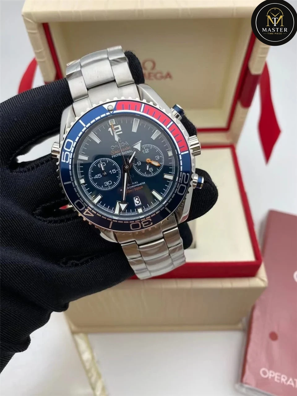 Seamaster Planet Ocean Chronograph- 45mm vue 2