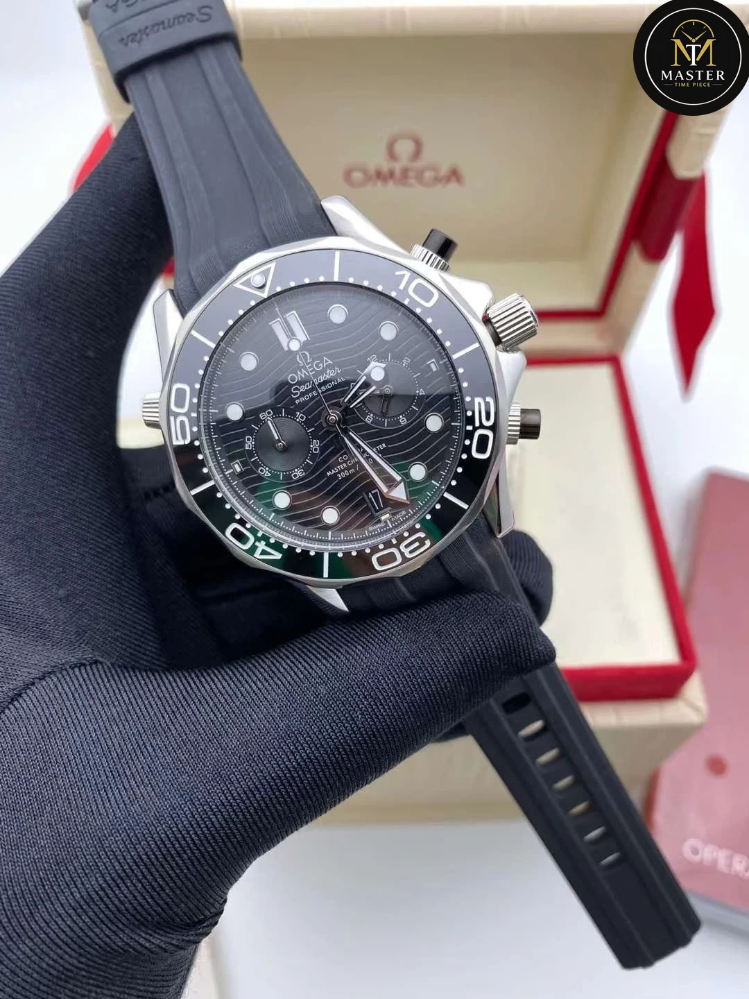 Seamaster Rubber Strap Chronograph- 42mm vue 2