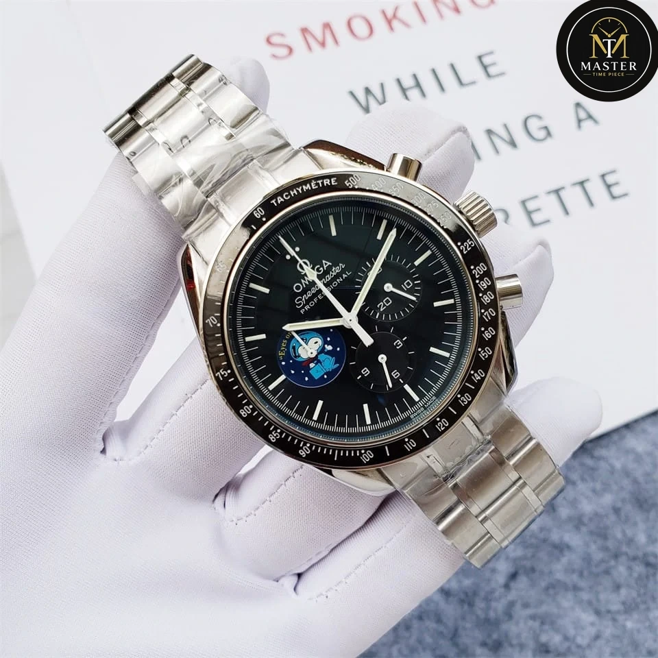 Speedmaster Black Dial Professional- 44mm vue 2