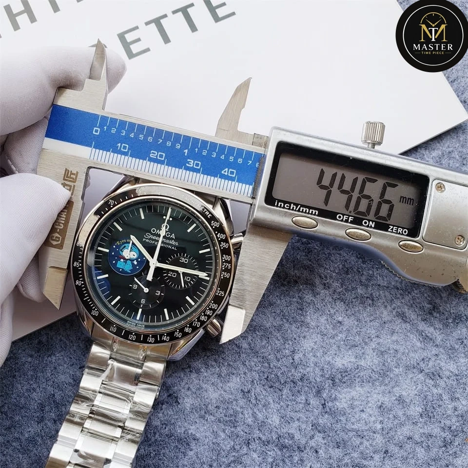 Speedmaster Black Dial Professional- 44mm vue 4