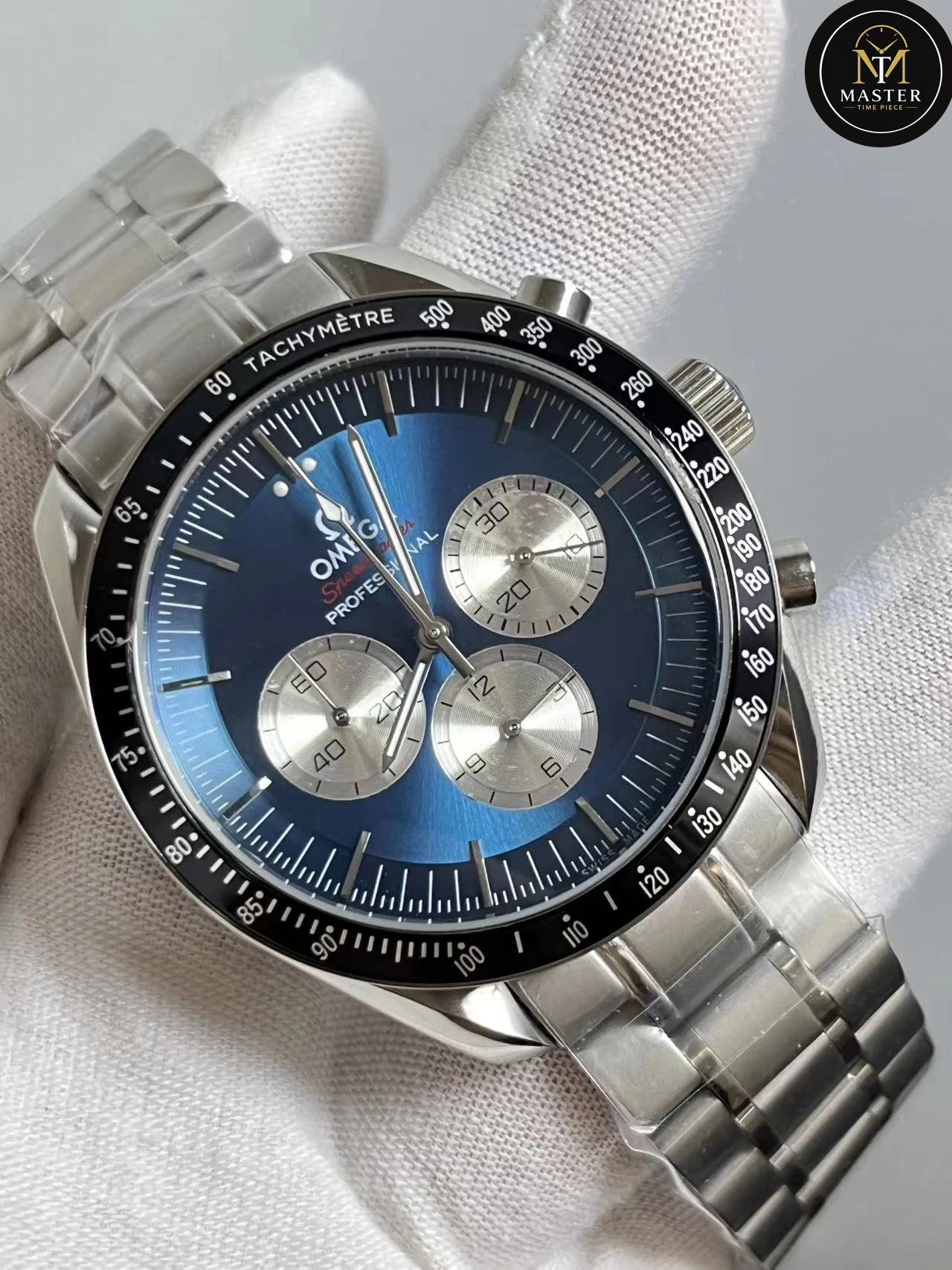 Speedmaster chronograph blue dial- 42mm vue 2