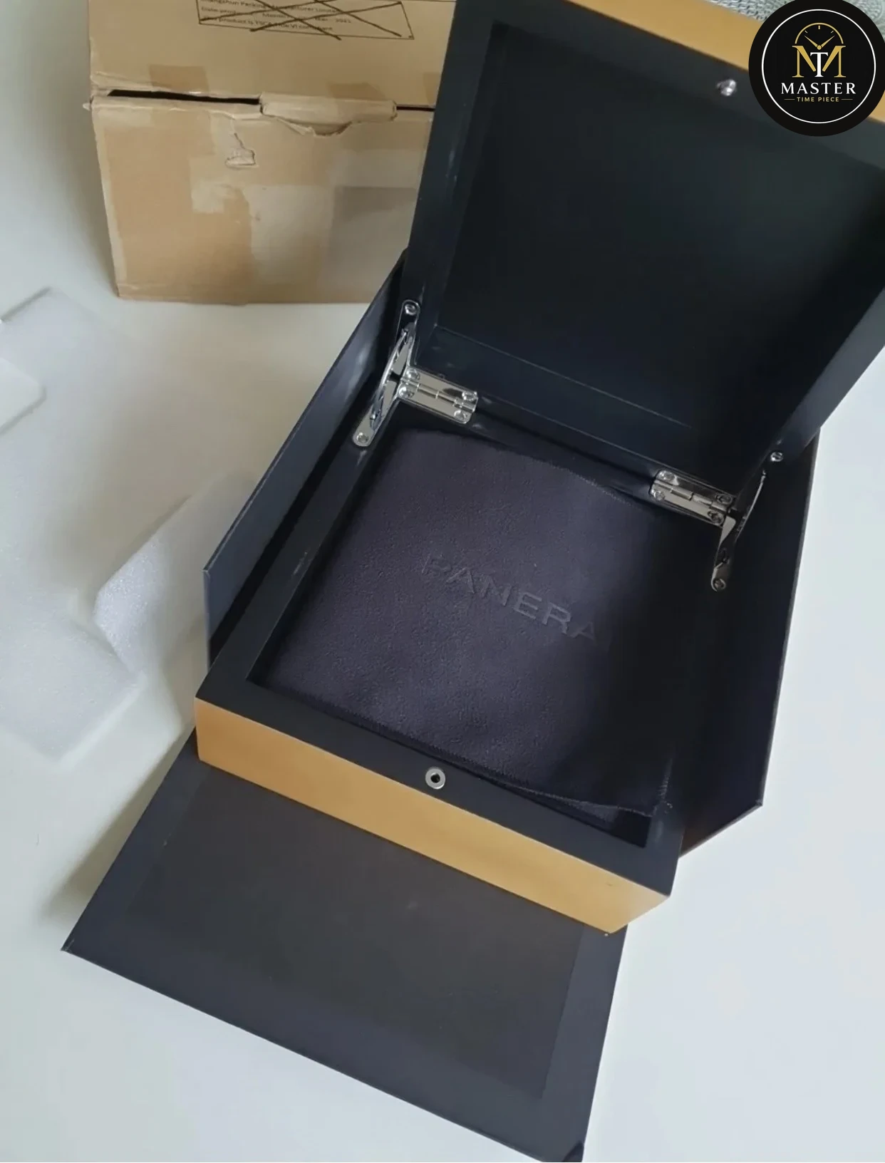 Box and paper vue 5