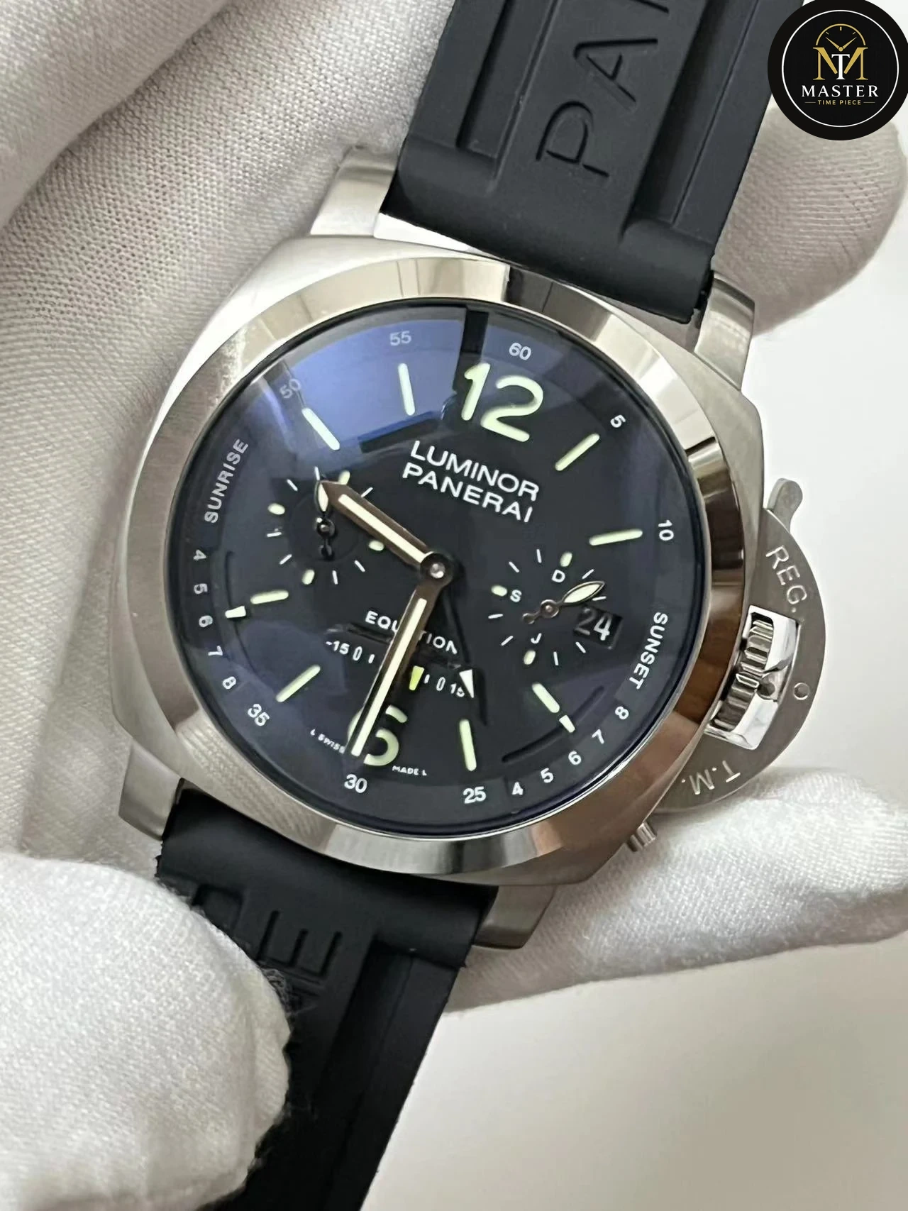 Luminor Automatic Movement- 44mm vue 2