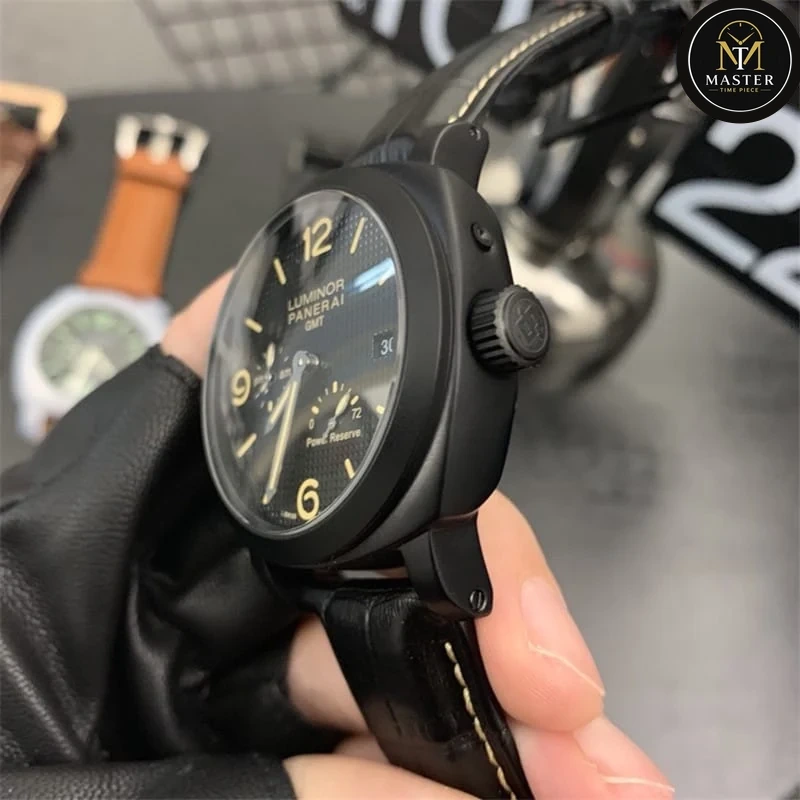 Luminor GMT Power Reserve -44mm vue 4