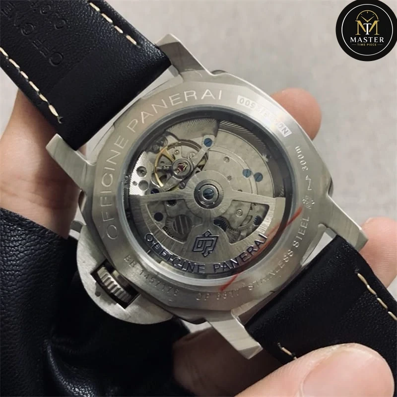 Luminor Marina 8 Days Automatic Movement vue 4