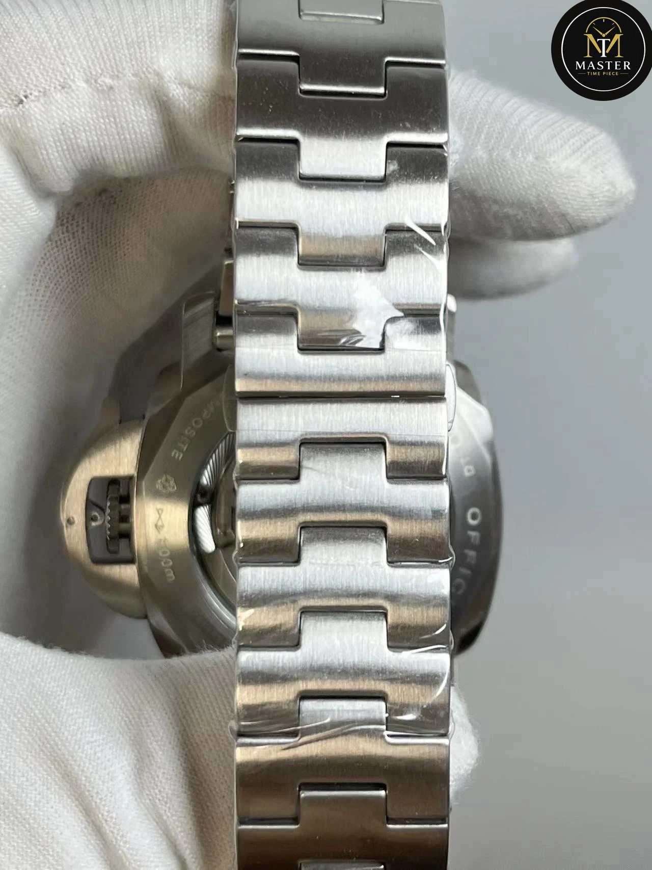 Luminor Marina Black Dial- 44mm vue 4