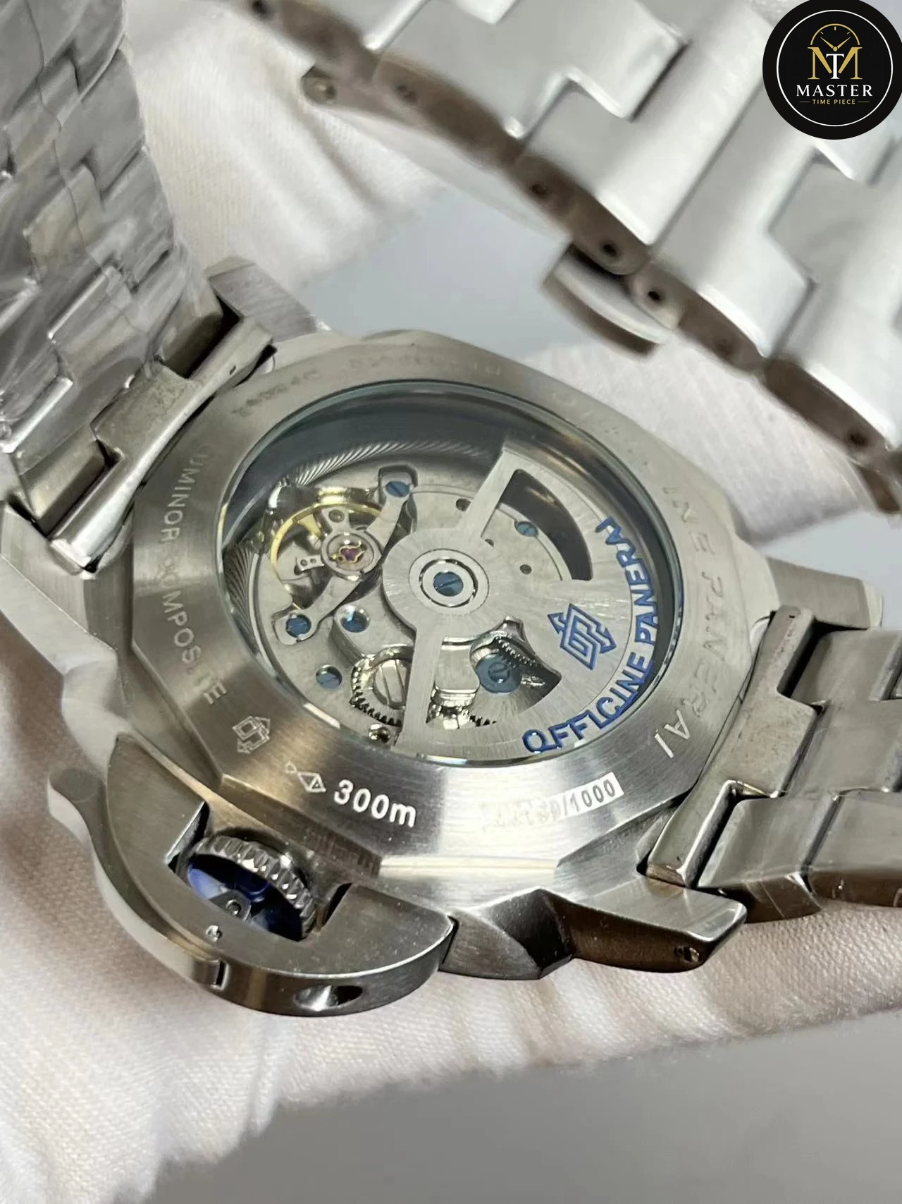 Luminor Marina Black Dial- 44mm vue 5