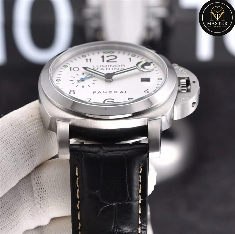 Luminor Marina White Dial- 44mm vue 3
