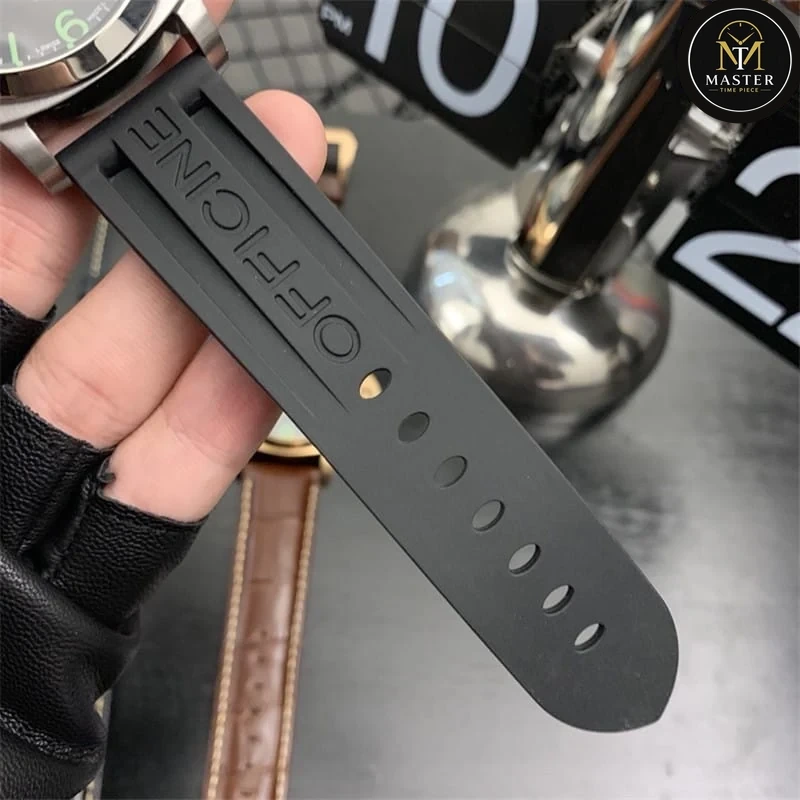 Luminor power Reserve Black Dial- 44mm vue 7