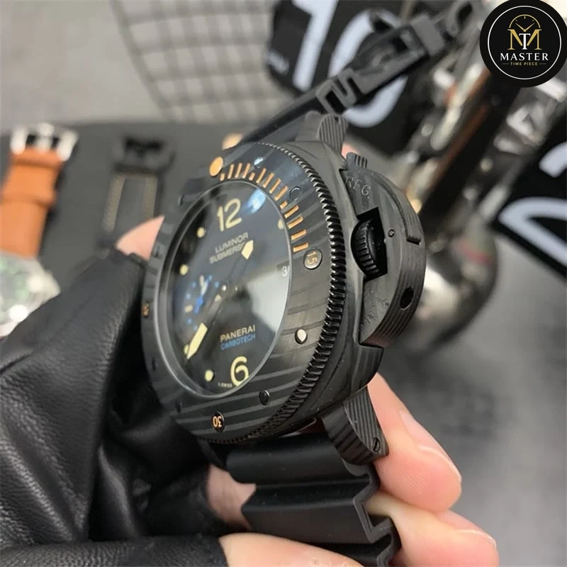 Luminor Submersible Carbotech -47mm vue 3