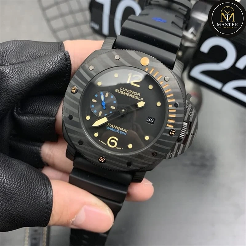 Luminor Submersible Carbotech -47mm vue 4