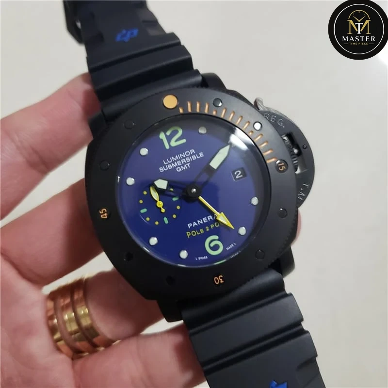 Luminor Submersible GMT Pole 2 Pole -44mm vue 2