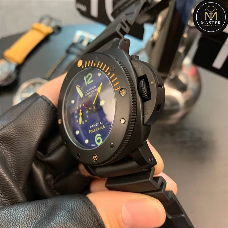 Luminor Submersible GMT Pole 2 Pole -44mm vue 4