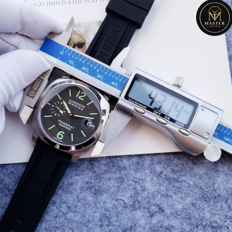 Marina Automatic Movement -44mm vue 6